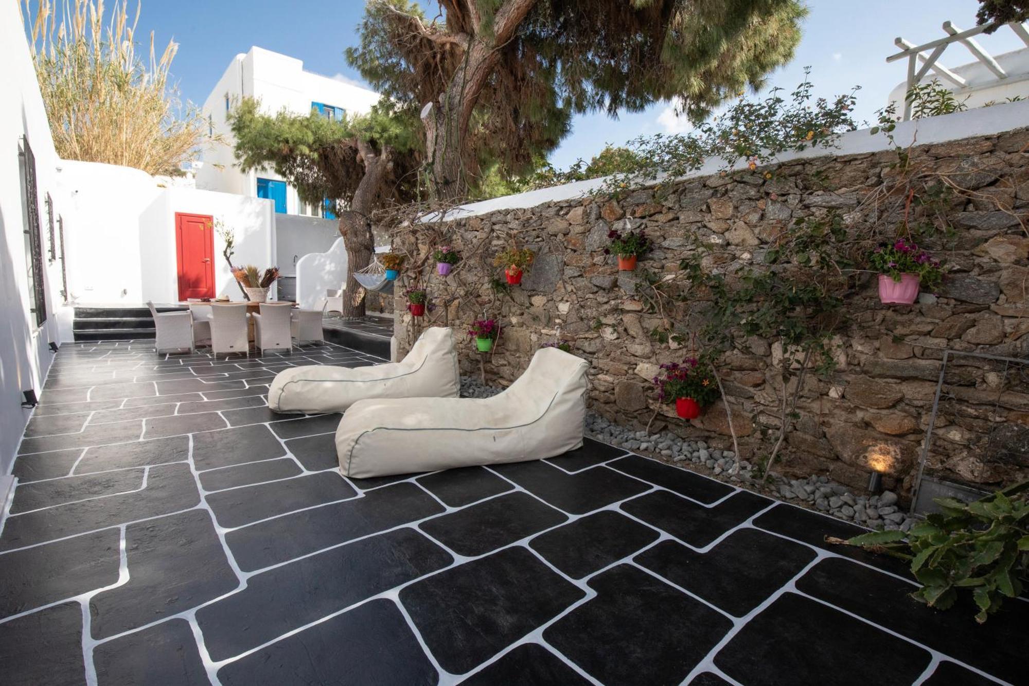 Spitarona Town House - Largest In The Center Villa *