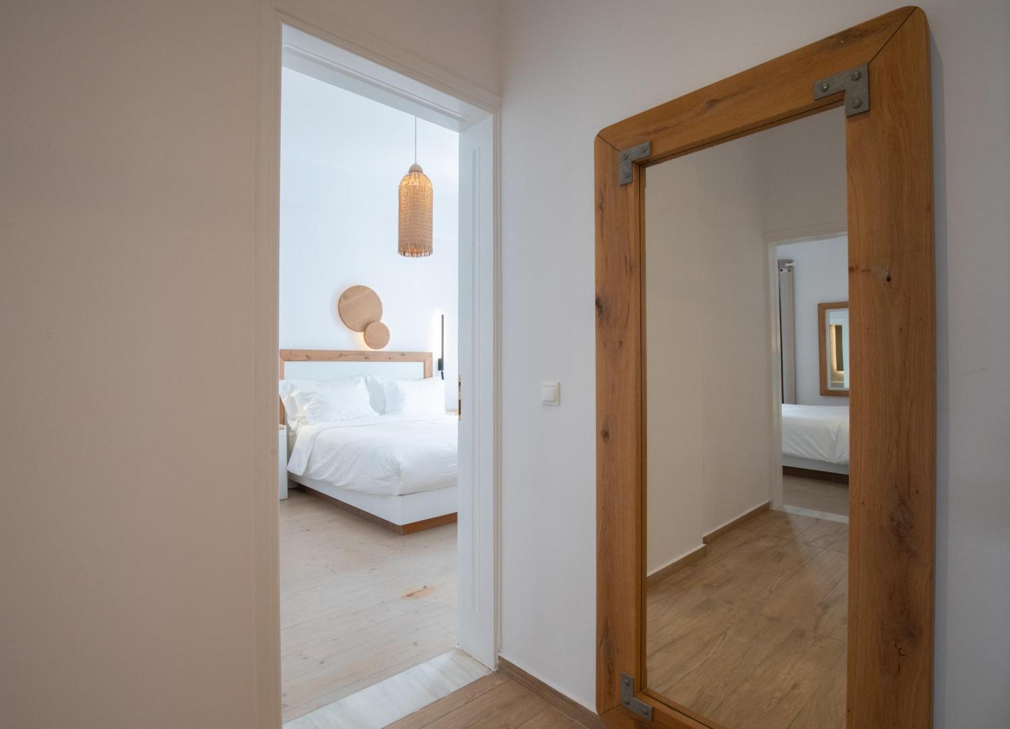 Villa Spitarona Town House - Largest In The Center Mykonos Town