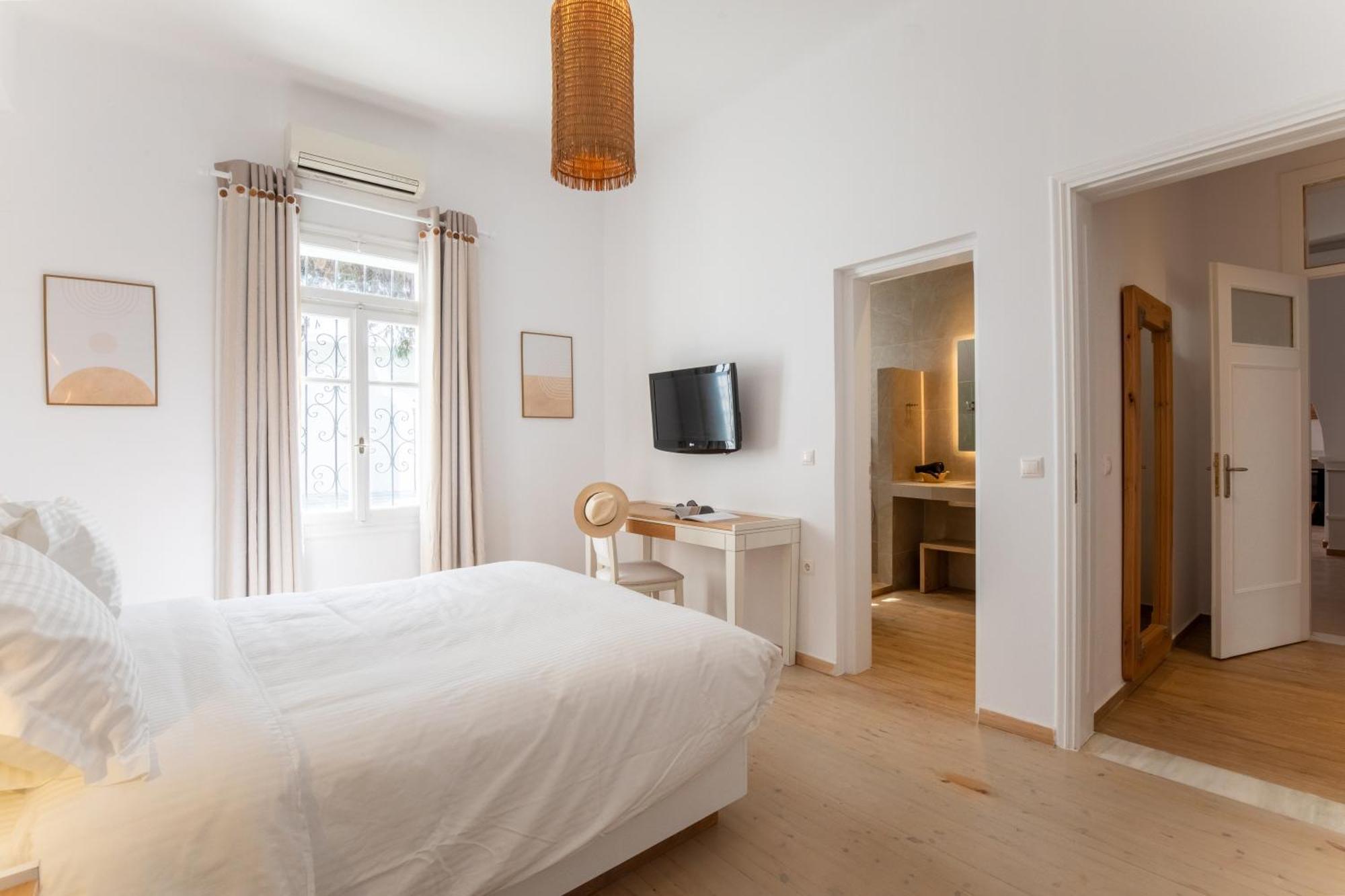 Spitarona Town House - Largest In The Center Vilă *